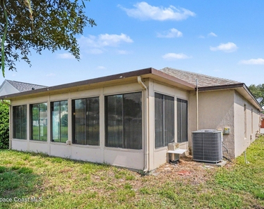 2781 Maderia Circle - Photo Thumbnail 24