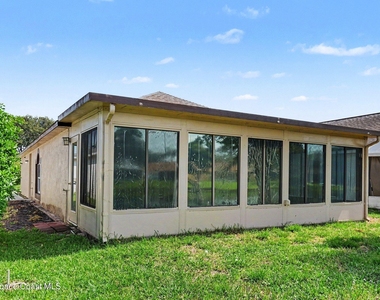 2781 Maderia Circle - Photo Thumbnail 23