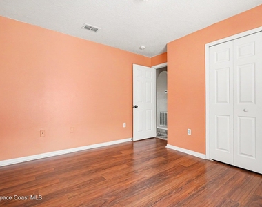 2781 Maderia Circle - Photo Thumbnail 16
