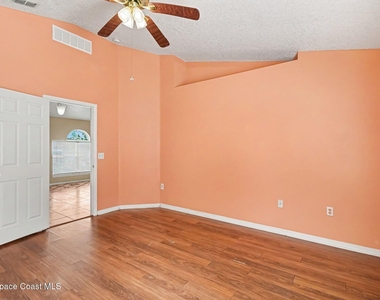 2781 Maderia Circle - Photo Thumbnail 18