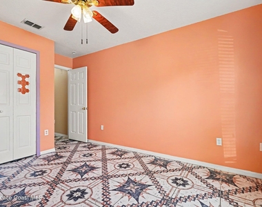 2781 Maderia Circle - Photo Thumbnail 13