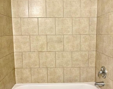 139 Masterson Street - Photo Thumbnail 5