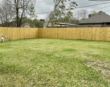 139 Masterson Street - Photo Thumbnail 16