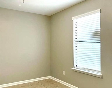 139 Masterson Street - Photo Thumbnail 11