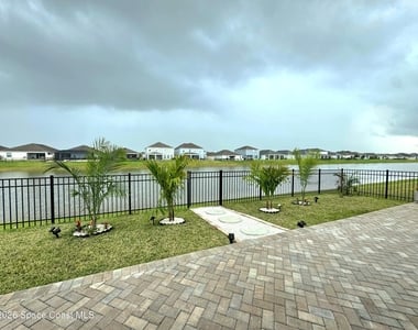 2412 Carrick Street Nw - Photo Thumbnail 3