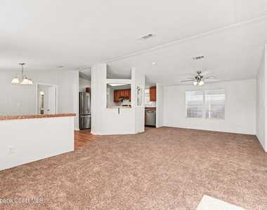 423 Brozman Lane - Photo Thumbnail 3