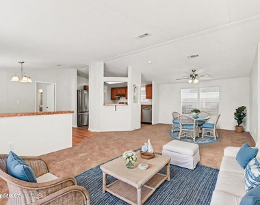 423 Brozman Lane - Photo Thumbnail 16