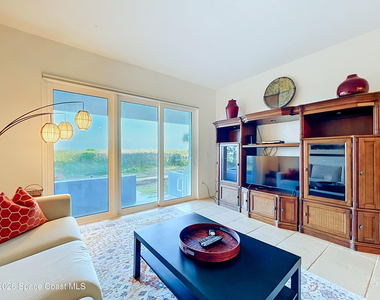 5050 Ocean Beach Boulevard - Photo Thumbnail 8