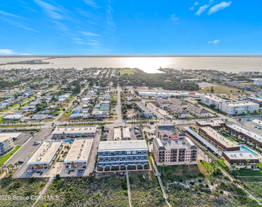 5050 Ocean Beach Boulevard - Photo Thumbnail 18