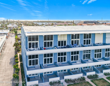 5050 Ocean Beach Boulevard - Photo Thumbnail 16