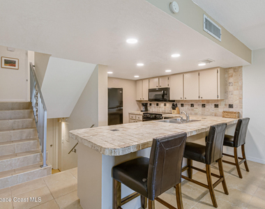 5050 Ocean Beach Boulevard - Photo Thumbnail 4