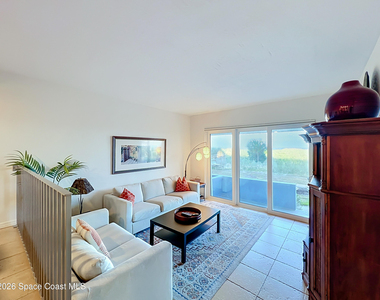 5050 Ocean Beach Boulevard - Photo Thumbnail 9