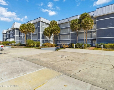 905 N Harbor City Boulevard - Photo Thumbnail 2