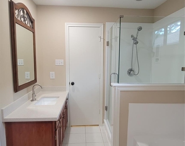 3335 Lakeland Gardens Drive - Photo Thumbnail 17