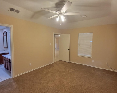 3335 Lakeland Gardens Drive - Photo Thumbnail 15