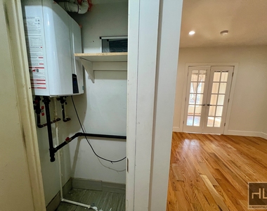 105 Troutman Street - Photo Thumbnail 10