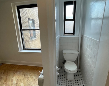 West 79 Street - Photo Thumbnail 15
