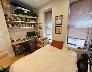 951 Prospect Place - Photo Thumbnail 16