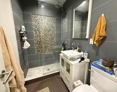 951 Prospect Place - Photo Thumbnail 11