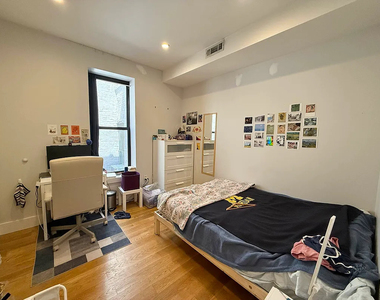 951 Prospect Place - Photo Thumbnail 6