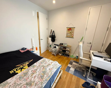 951 Prospect Place - Photo Thumbnail 7