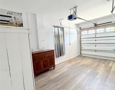 5160 70th Avenue N - Photo Thumbnail 11