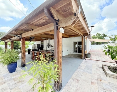 5160 70th Avenue N - Photo Thumbnail 19
