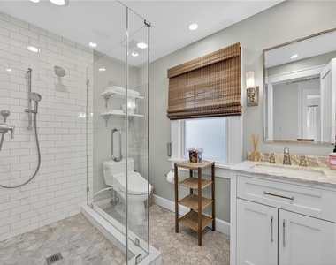 221 13th Avenue Ne - Photo Thumbnail 29