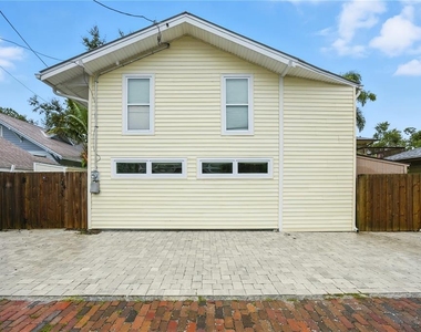 221 13th Avenue Ne - Photo Thumbnail 45