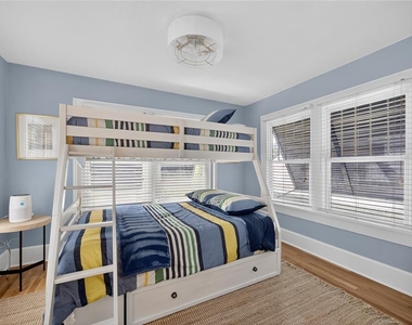 221 13th Avenue Ne - Photo Thumbnail 30
