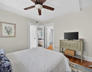 221 13th Avenue Ne - Photo Thumbnail 19