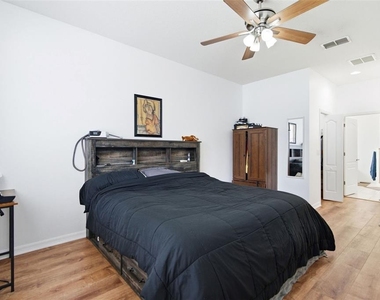 508 Debra Drive - Photo Thumbnail 12