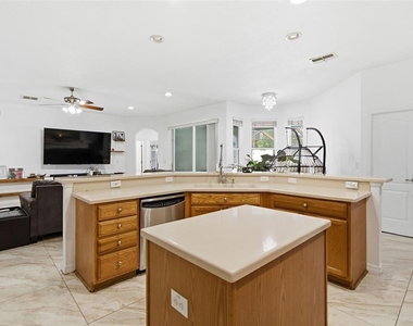 508 Debra Drive - Photo Thumbnail 9