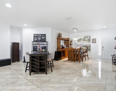 508 Debra Drive - Photo Thumbnail 4