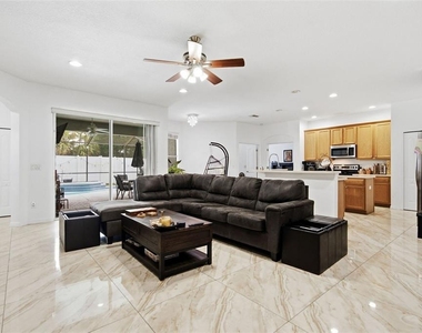 508 Debra Drive - Photo Thumbnail 5