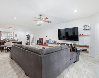 508 Debra Drive - Photo Thumbnail 8