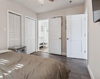1006 E 26th Avenue - Photo Thumbnail 20