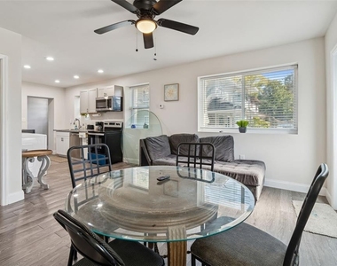 1006 E 26th Avenue - Photo Thumbnail 2