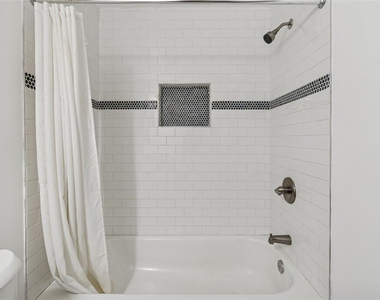 1006 E 26th Avenue - Photo Thumbnail 16