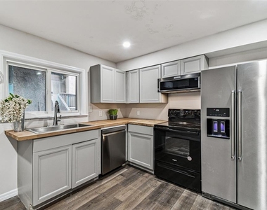 1006 E 26th Avenue - Photo Thumbnail 35
