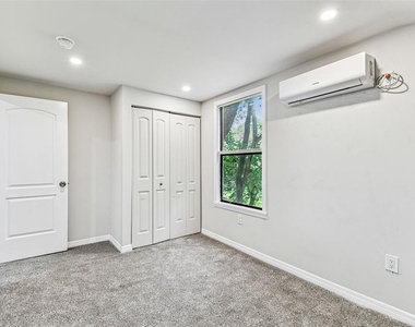 1006 E 26th Avenue - Photo Thumbnail 29
