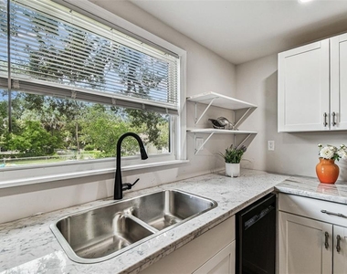 1006 E 26th Avenue - Photo Thumbnail 6