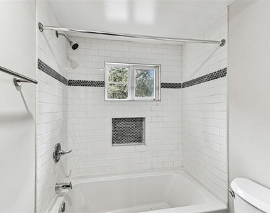 1006 E 26th Avenue - Photo Thumbnail 26