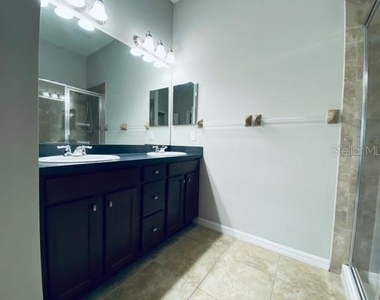 6842 40th Lane N - Photo Thumbnail 26
