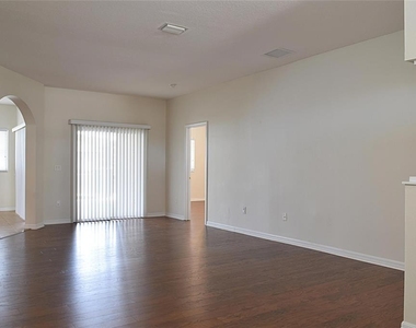 4222 Balington Drive - Photo Thumbnail 8