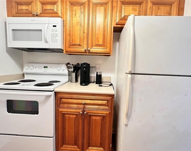 13289 Arbor Pointe Circle - Photo Thumbnail 8