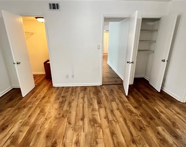 13289 Arbor Pointe Circle - Photo Thumbnail 10
