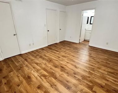 13289 Arbor Pointe Circle - Photo Thumbnail 11