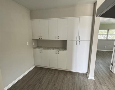 615 Oak Avenue - Photo Thumbnail 13