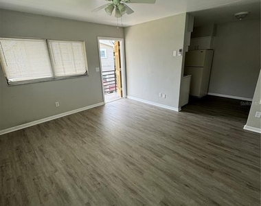 615 Oak Avenue - Photo Thumbnail 11